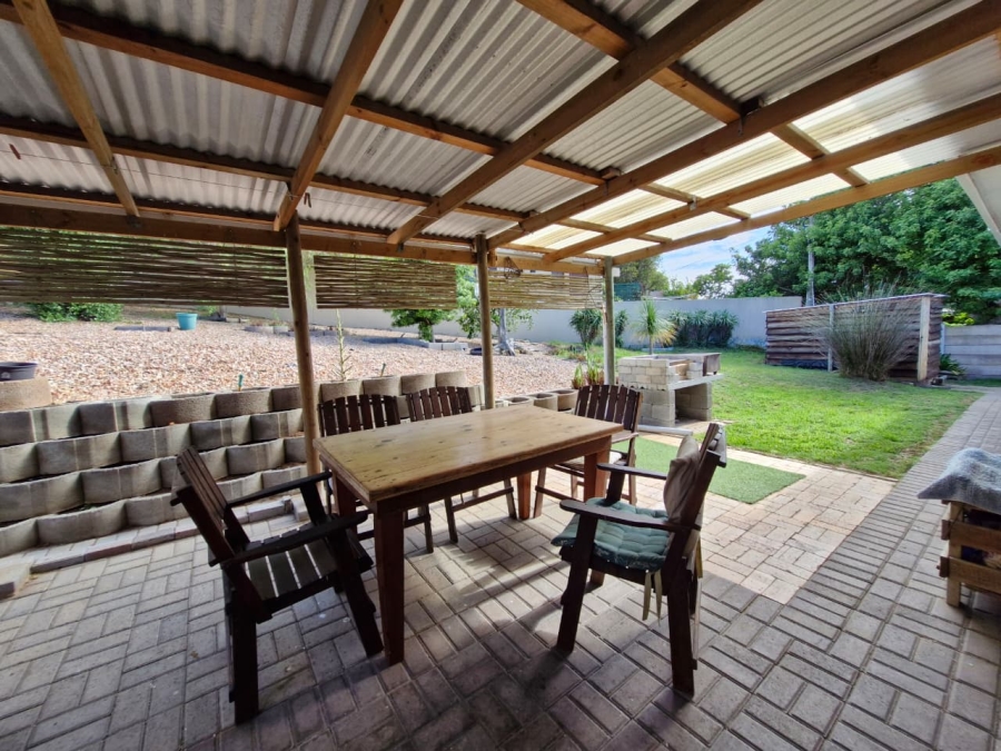 3 Bedroom Property for Sale in Stilbaai Wes Western Cape